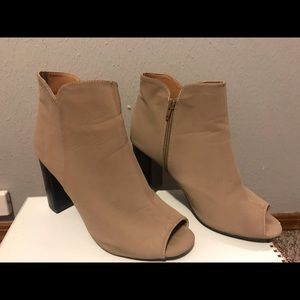 Faux suede and dark wood bootie